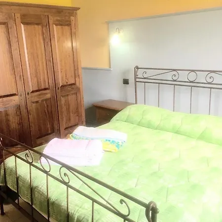 2 Traditional Farmhouses Contain 6 Two Bedroom Apts - Amazing Views All Around * Colle Umberto (Umbria)