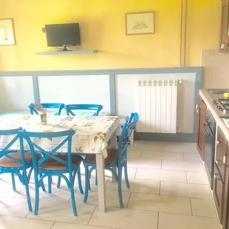 2 Traditional Farmhouses Contain 6 Two Bedroom Apts - Amazing Views All Around * Colle Umberto (Umbria)