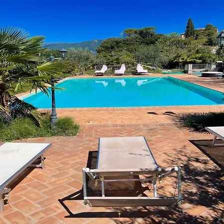 Daire 2 Traditional Farmhouses Contain 6 Two Bedroom Apts - Amazing Views All Around *
